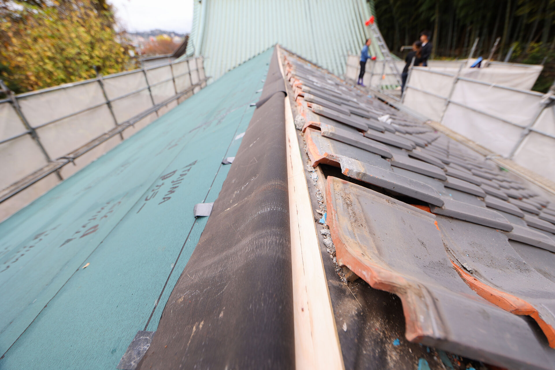 屋根修理イメージ